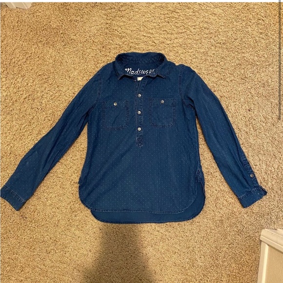 5/$25 Madewell Denim Polka-dot Button Down shirt - Picture 5 of 5